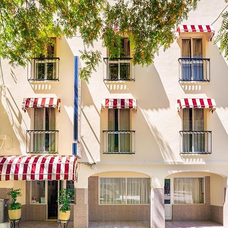 Hotel Residencial Capri By Umbral Albufeira Exterior foto